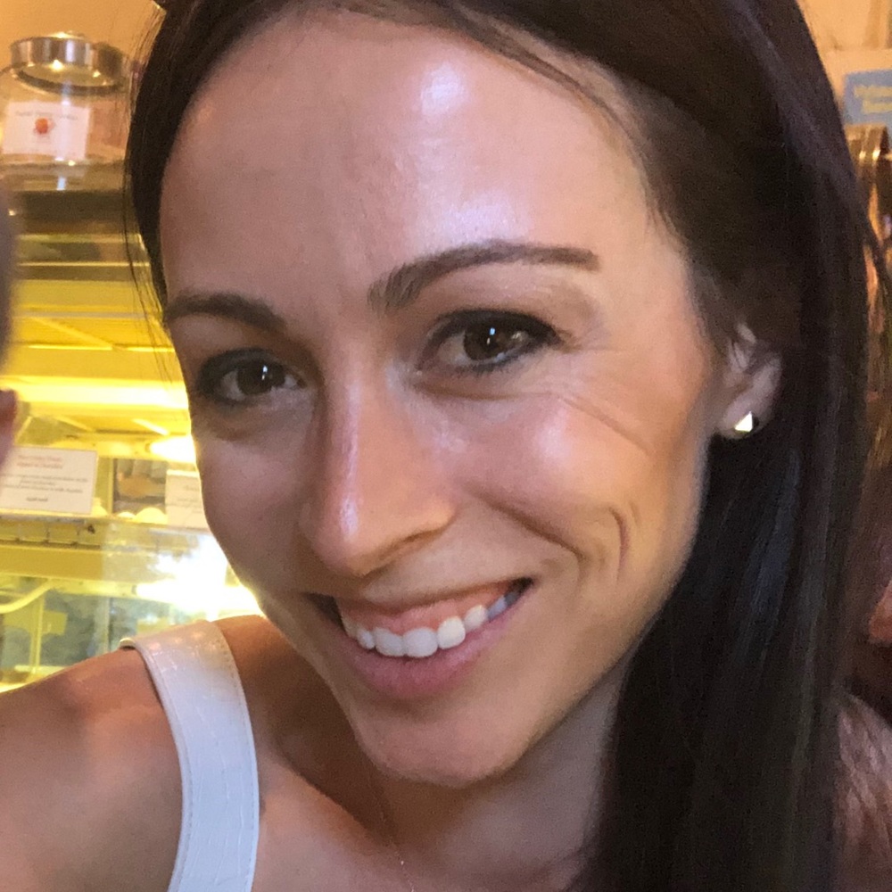 Meet your Posher, Rebecca